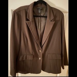 Women’s suit jacket/blazer